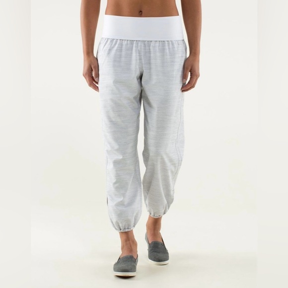 lululemon athletica Pants - Lululemon Om Pant
Commuter Denim White / Fossil / White size 8